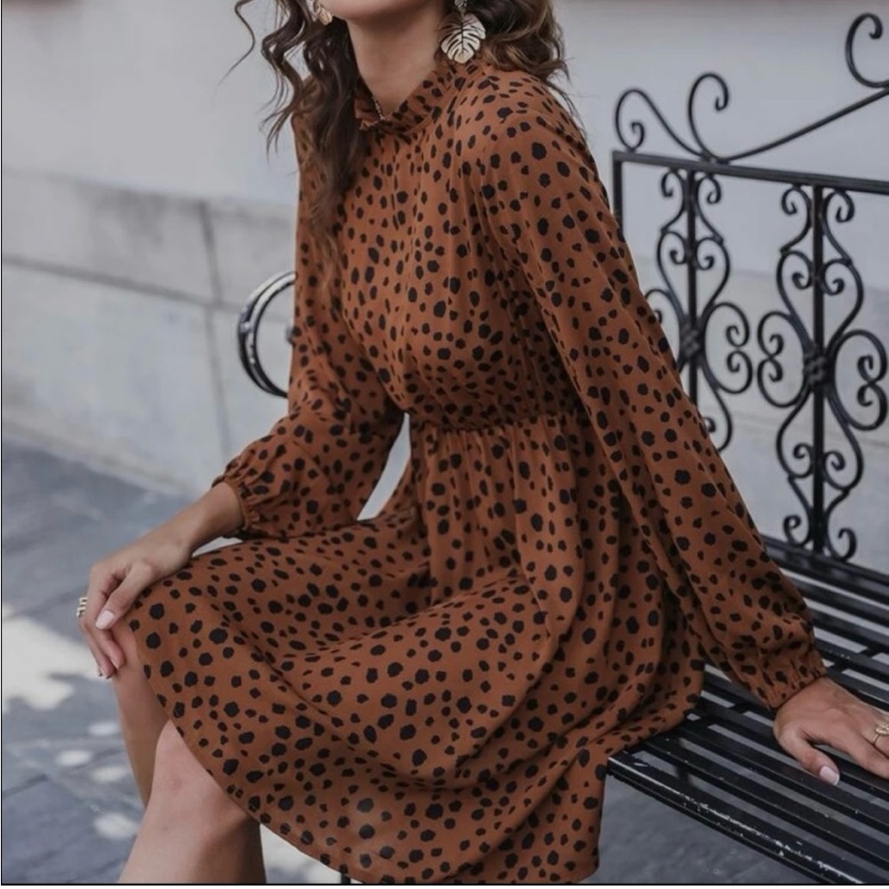 Brown Black Dalmatian Print Mock Neck Long Sleeve Elastic Waist Mini Dress‎